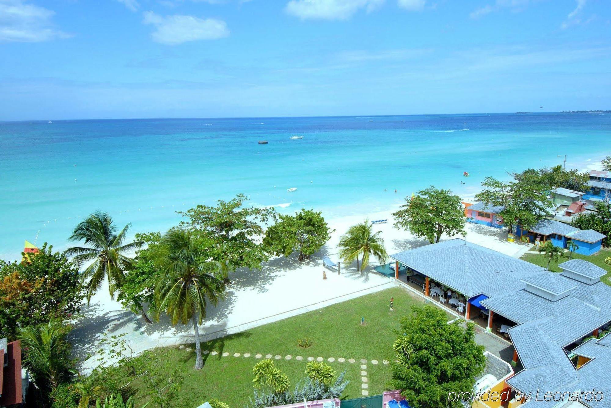 Grand Pineapple Beach Negril Hotel Exterior foto